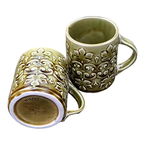 Retro 70s Olive Green Pottery Coffee Mug Raised Floral Leaves🍃 -Japan Set of 2 - Picture 3 of 7